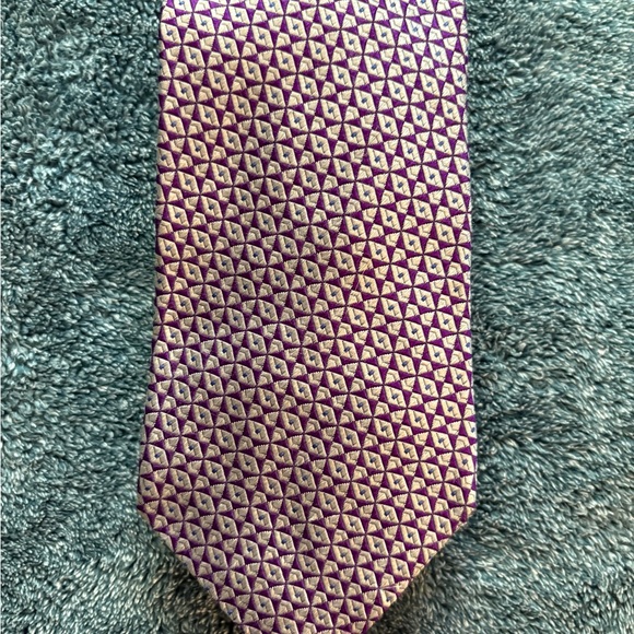 Sophisticated Purple and Silver Geometric Tie - Picture 1 of 3